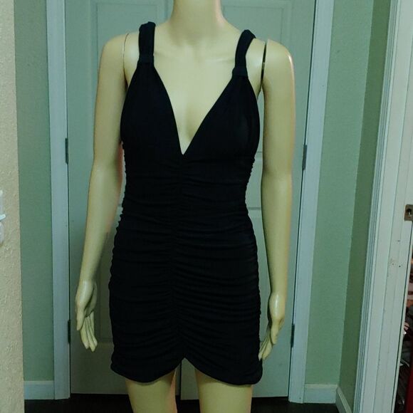 Little black dress   - Picture 1 of 4